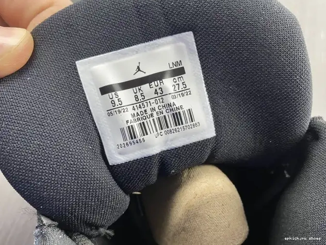 Rep Jordan Air Cap Retro and 13 414571-012 Gown 0408